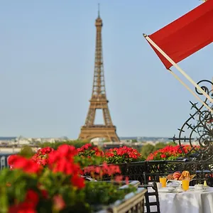 ***** Hotel Plaza Athenee - Dorchester Collection Frankrijk