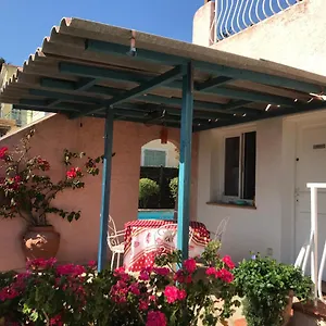  Appartement Rez De Jardin Sur Mer. Frankrijk